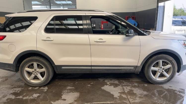Ford Explorer 3.5 Xlt 4x2 At 5p año 2018