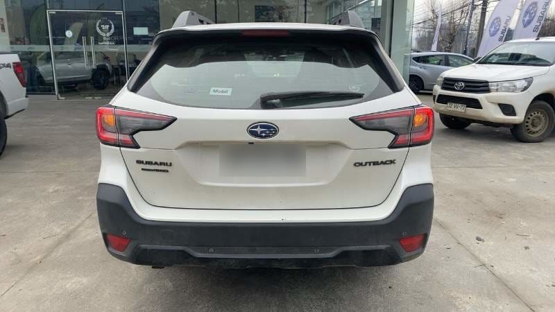 Subaru Outback 2.5i Field Edition Awd Cvt At 5p año 2023