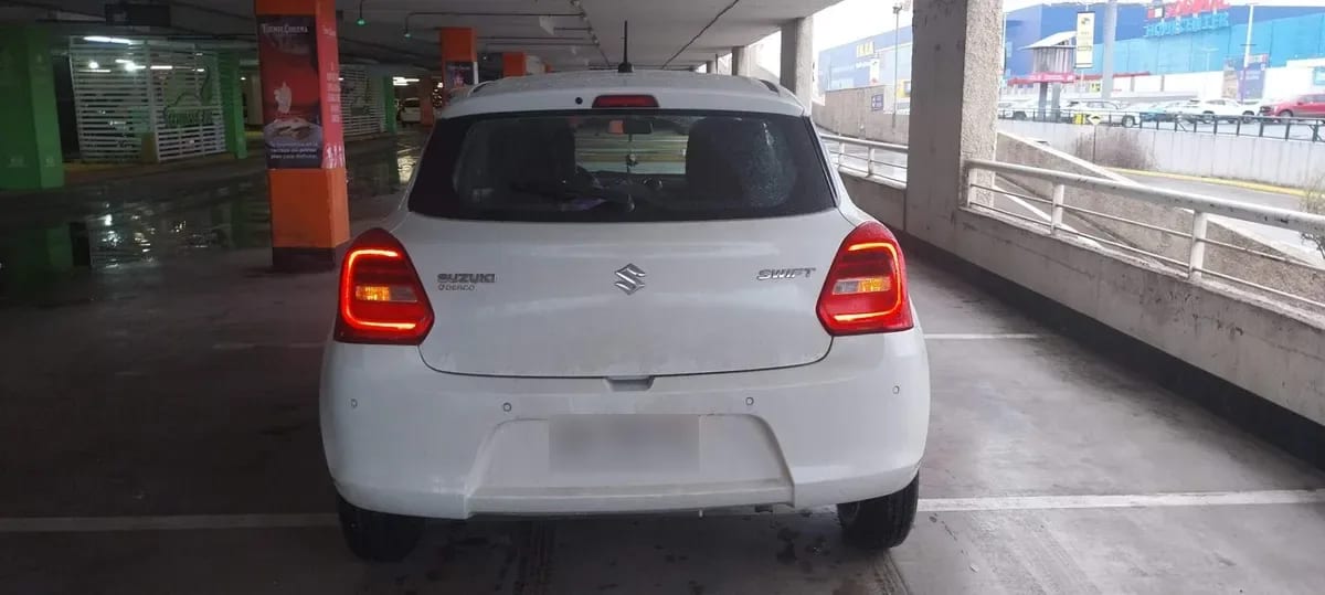 Suzuki Swift 1.2 Gl 4x2 Hb Mt 5p año 2023