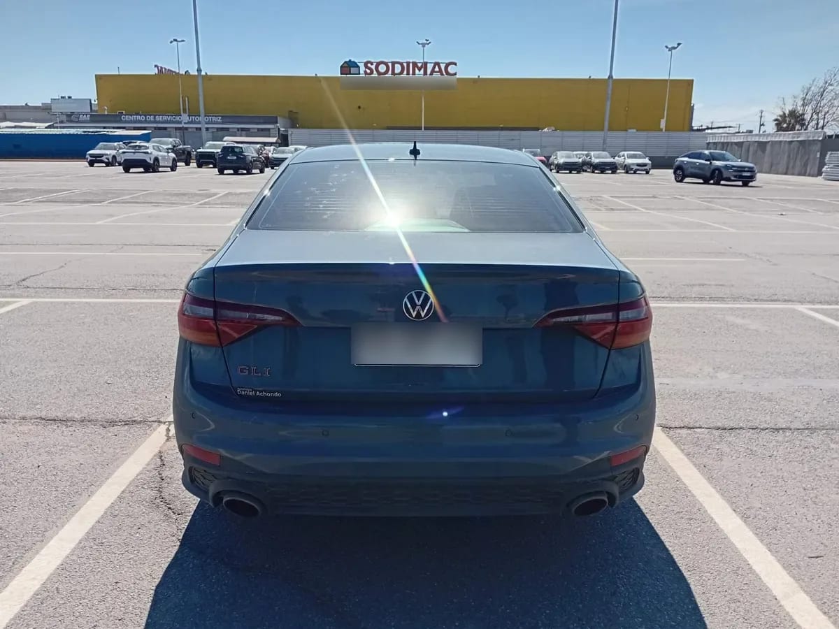 Volkswagen Jetta 2.0 Gli 4x2 At 4p año 2025