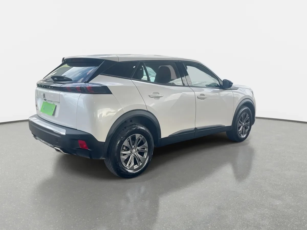 Peugeot 2008 1.2 Active Pack Puretech 130 4x2 Mt 5p año 2024