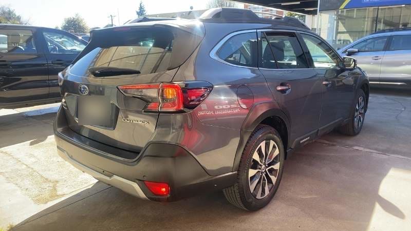 Subaru Outback 2.5i Touring Awd Cvt At 5p año 2026