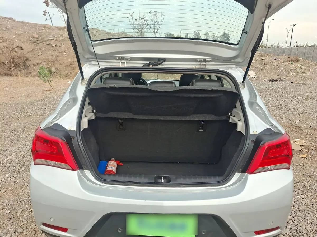 Chevrolet Onix 1.4 Ltz 4x2 Hb Mt 5p año 2019