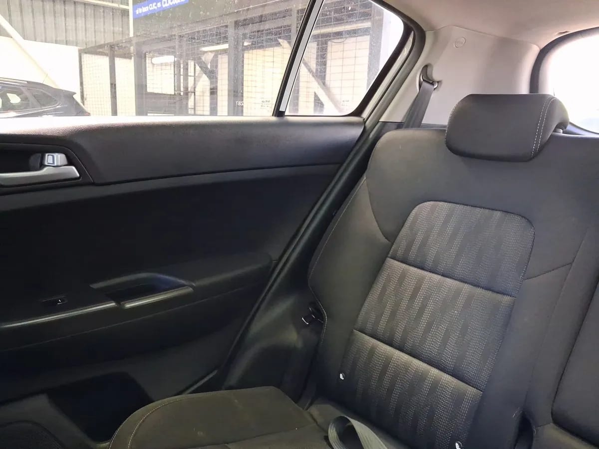 Kia Sportage 2.0 Lx 2wd 6ab 6mt 5p año 2018