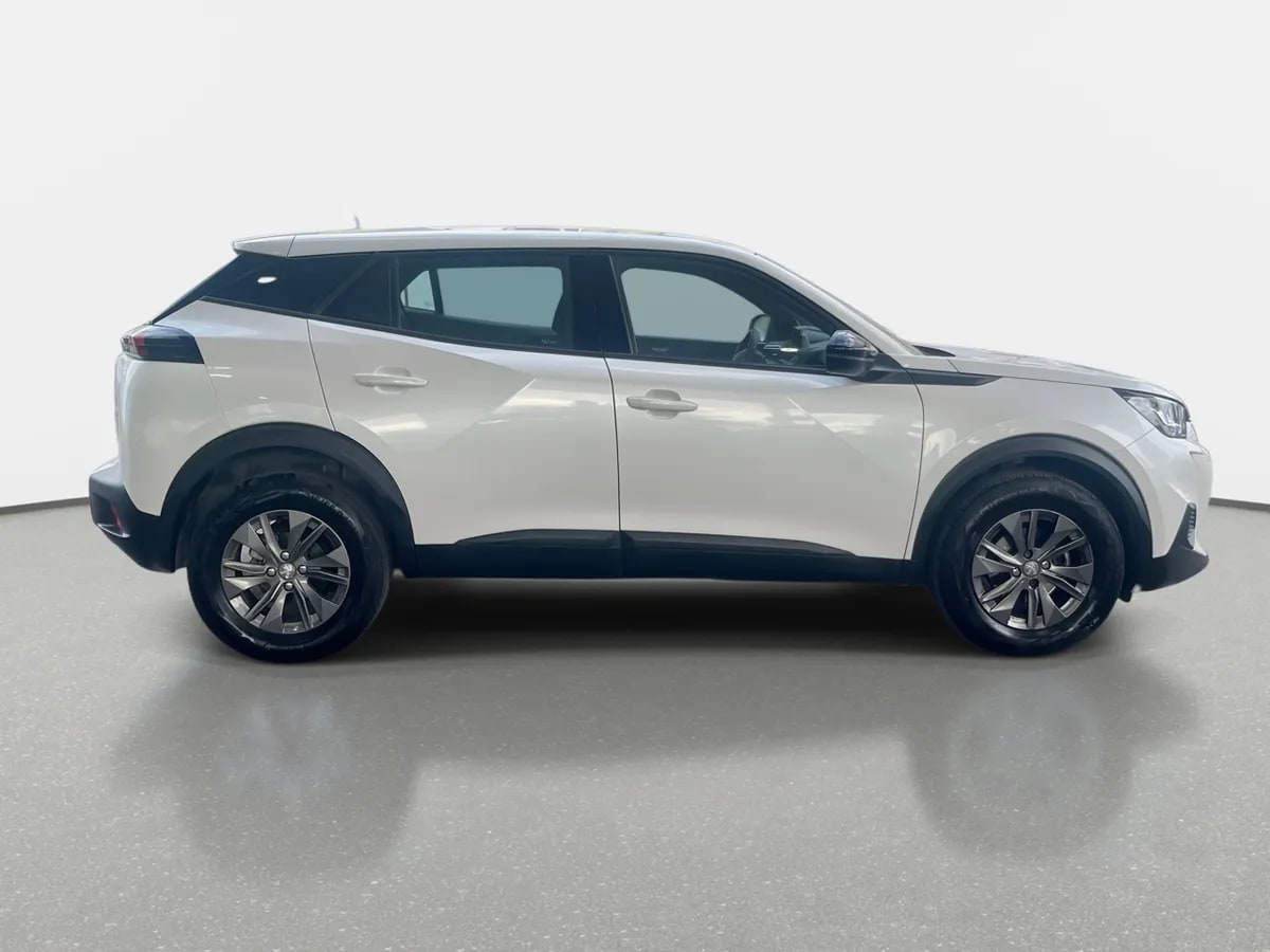 Peugeot 2008 1.2 Active Pack Puretech 130 4x2 Mt 5p año 2024