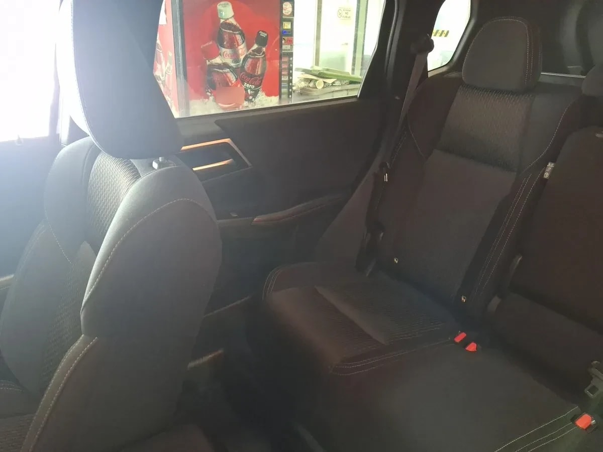 Mitsubishi Outlander 2.5 Gl P 4x2 At 5p año 2024