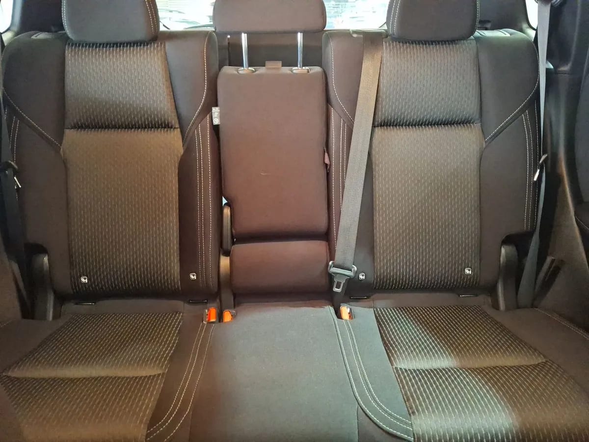 Mitsubishi Outlander 2.5 Gl P 4x2 At 5p año 2024
