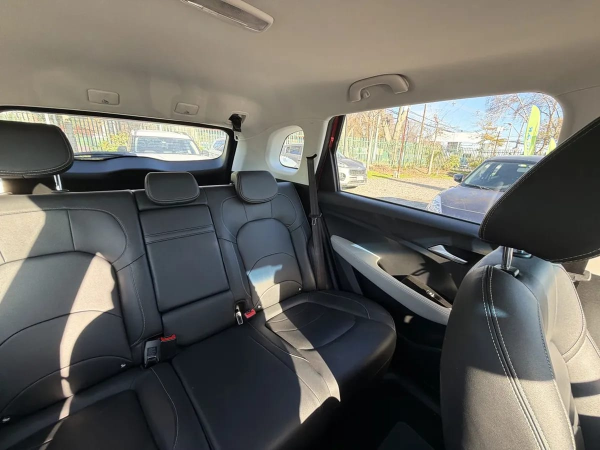 Chevrolet Captiva 1.5t Ltz Fwd Cvt At 5p año 2023