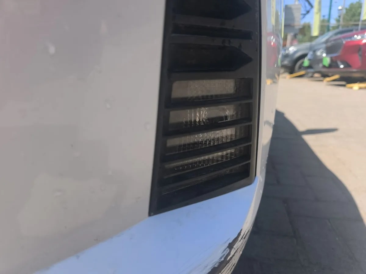 Hyundai Accent 1.5 Plus 4x2 At 4p año 2025