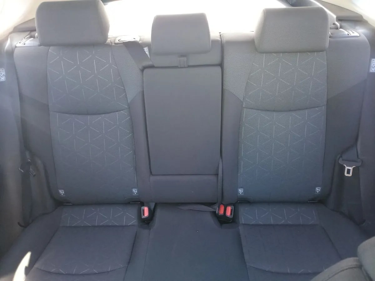 Toyota Rav 4 2.0 Le 4x2 Cvt At 5p año 2020