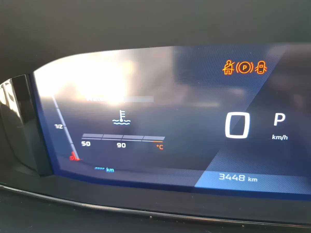 Peugeot Rifter 1.2 Mca Allure Puretech 130 4x2 Eat8 5p año 2026