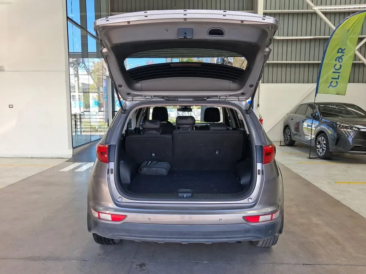 Kia Sportage 2.0 Lx 2wd 6ab 6mt 5p año 2018