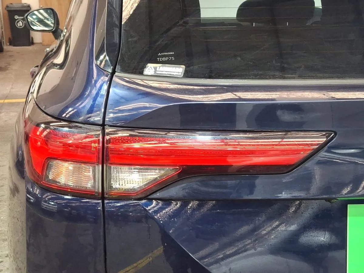 Mitsubishi Outlander 2.5 Gl P 4x2 At 5p año 2024