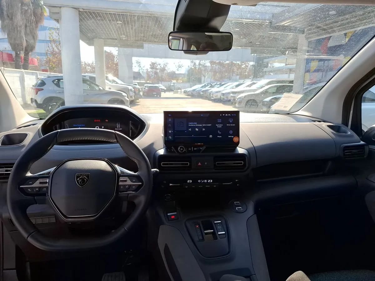 Peugeot Rifter 1.2 Mca Allure Puretech 130 4x2 Eat8 5p año 2026