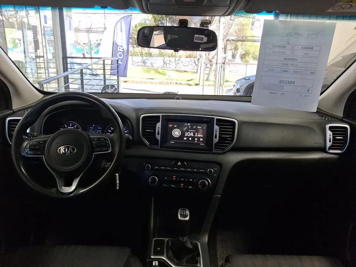 Kia Sportage 2.0 Lx 2wd 6ab 6mt 5p año 2018
