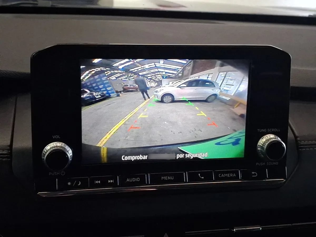 Mitsubishi Outlander 2.5 Gl P 4x2 At 5p año 2024