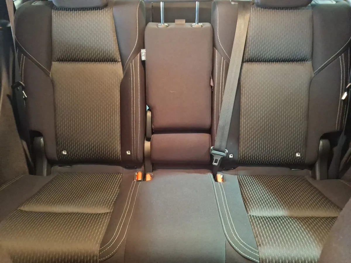 Mitsubishi Outlander 2.5 Gl P 4x2 At 5p año 2024