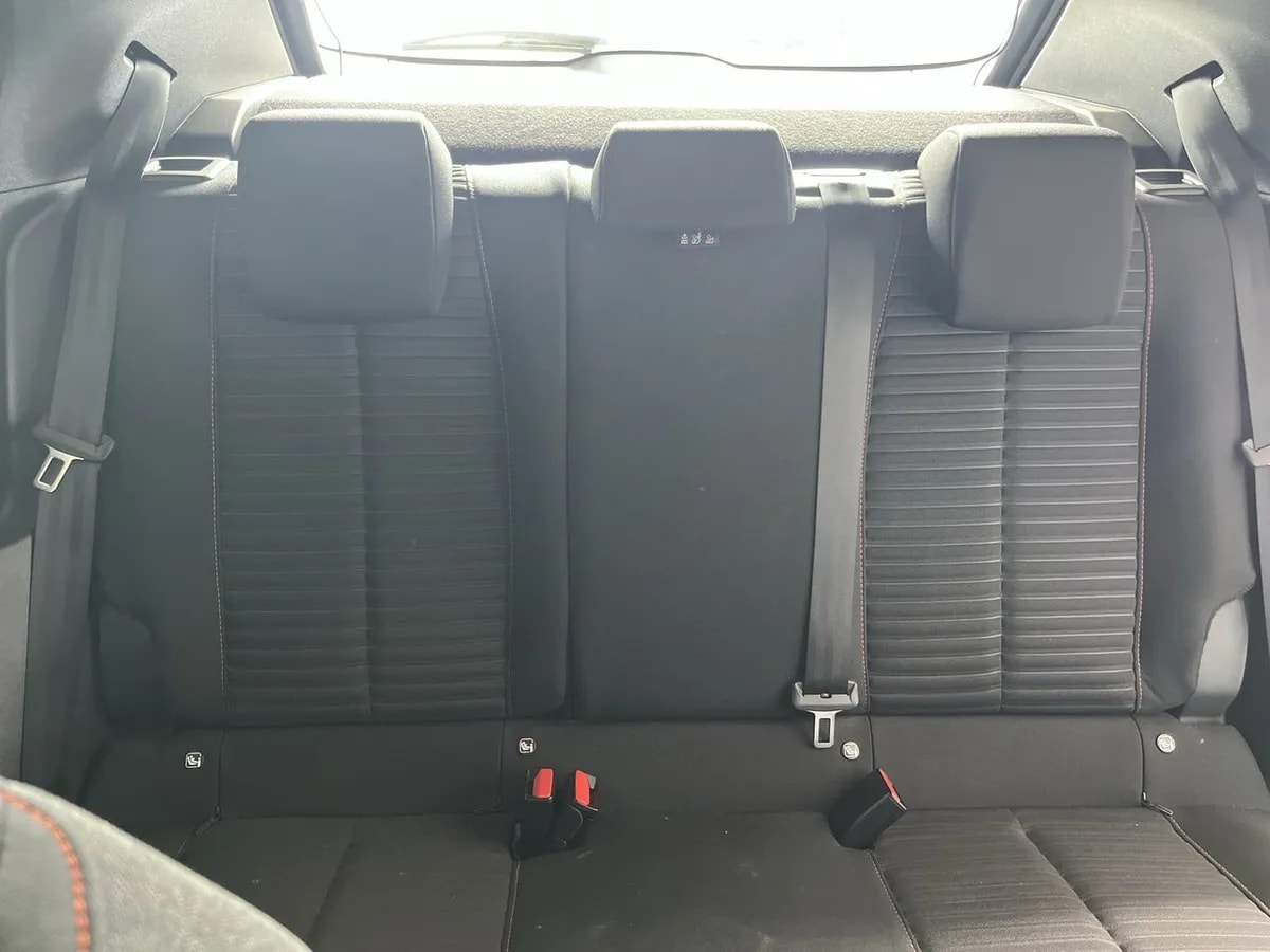 Peugeot 2008 1.2 Active Pack Puretech 130 4x2 Mt 5p año 2024