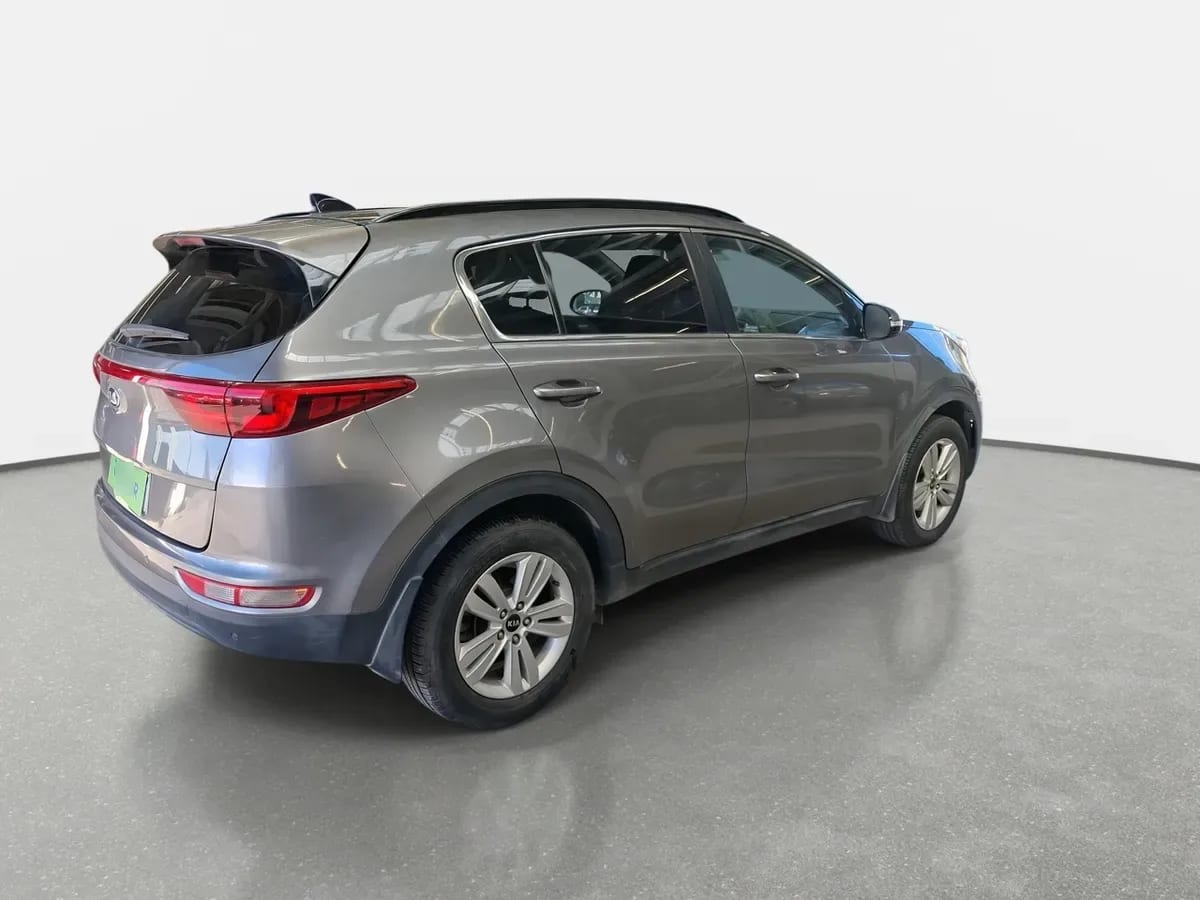 Kia Sportage 2.0 Lx 2wd 6ab 6mt 5p año 2018