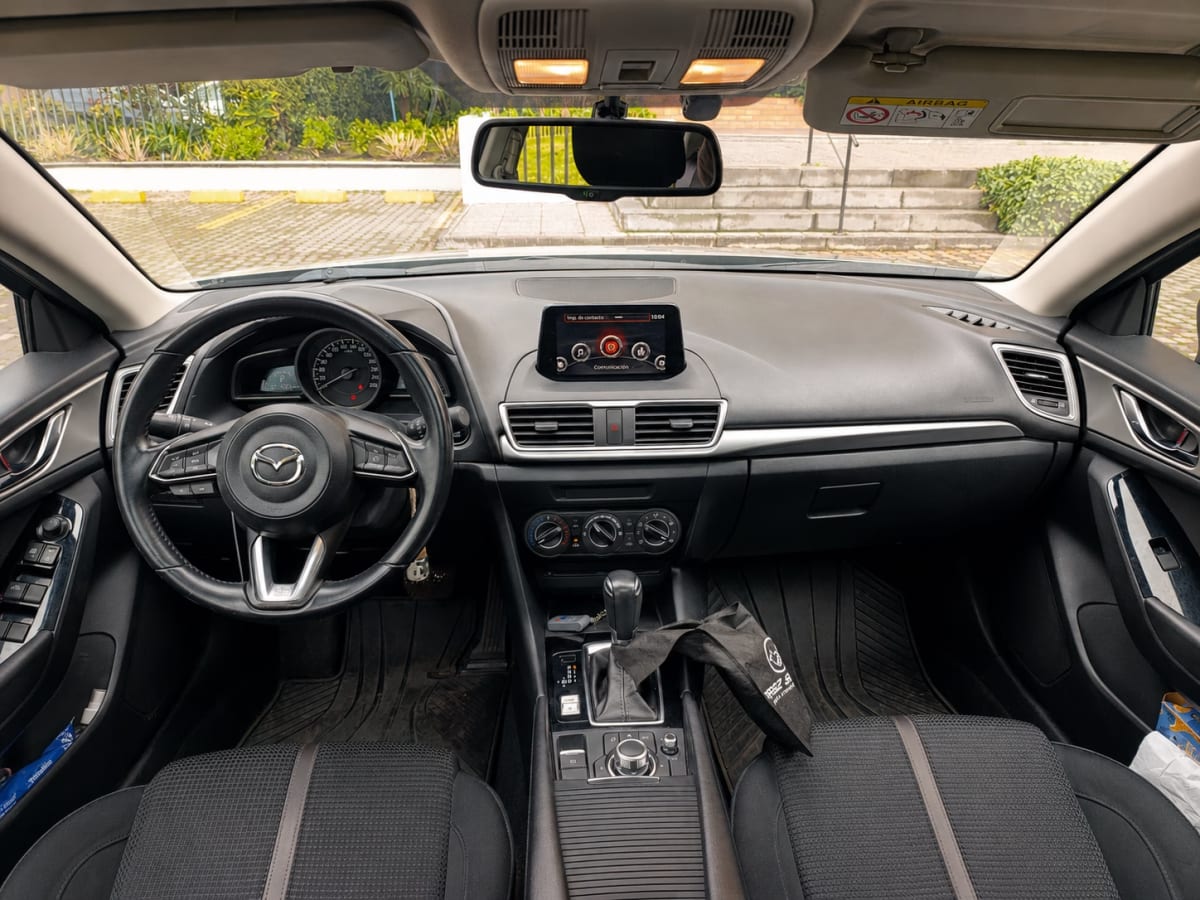 Mazda 3 Sport V Hb año 2019