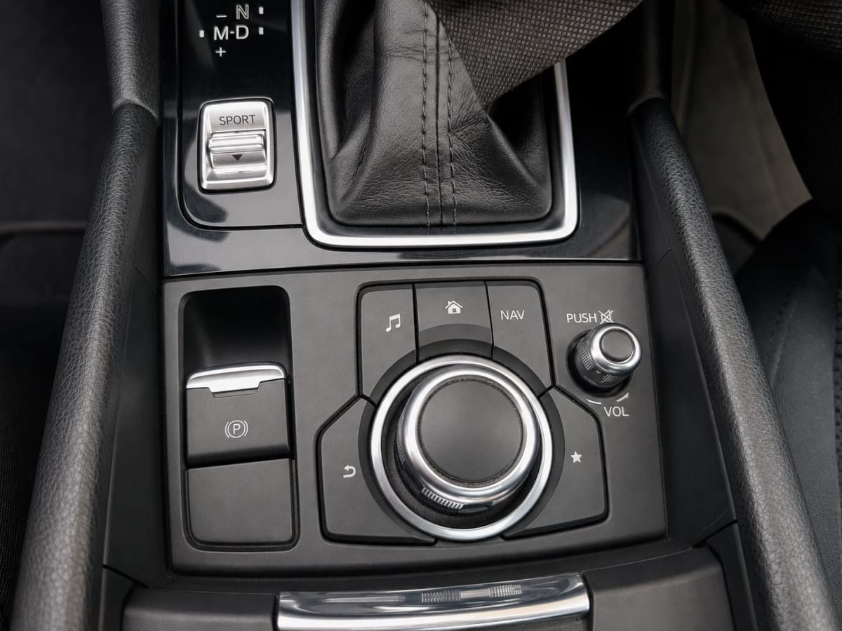 Mazda 3 Sport V Hb año 2019