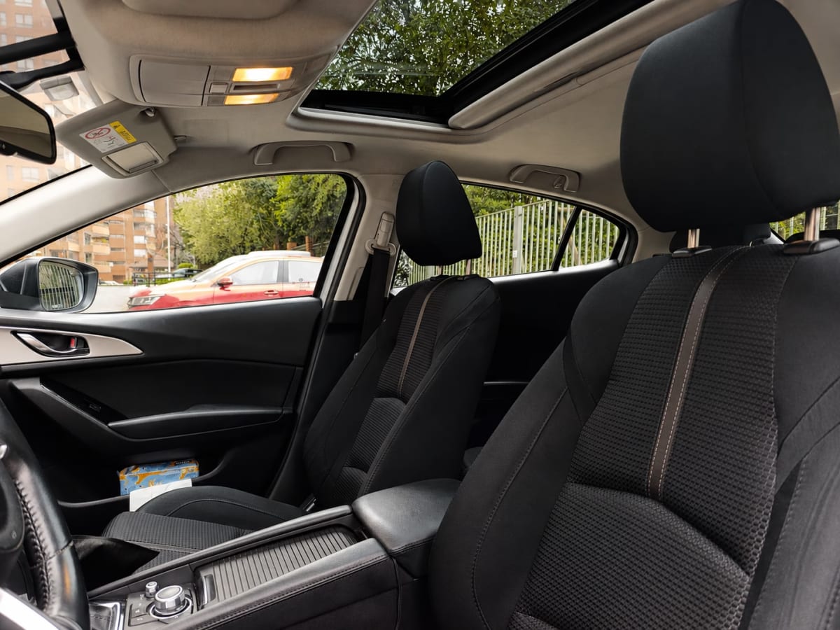 Mazda 3 Sport V Hb año 2019