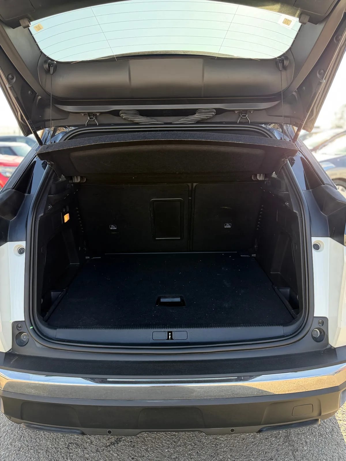 PEUGEOT 3008 1.5 Allure Pack Bluehdi 130 At Diesel año 2024
