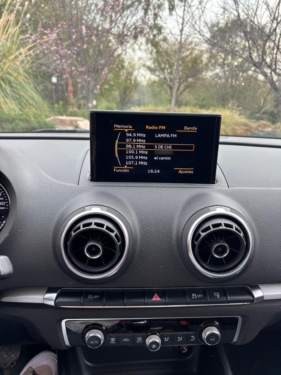 AUDI A3 1.2 Tfsi Sportback 110 Mt año 2015