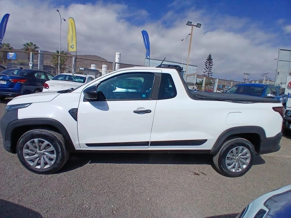 Ram 700 1.4 Slt 4x2 Cab. Sim. Mt 2p año 2021