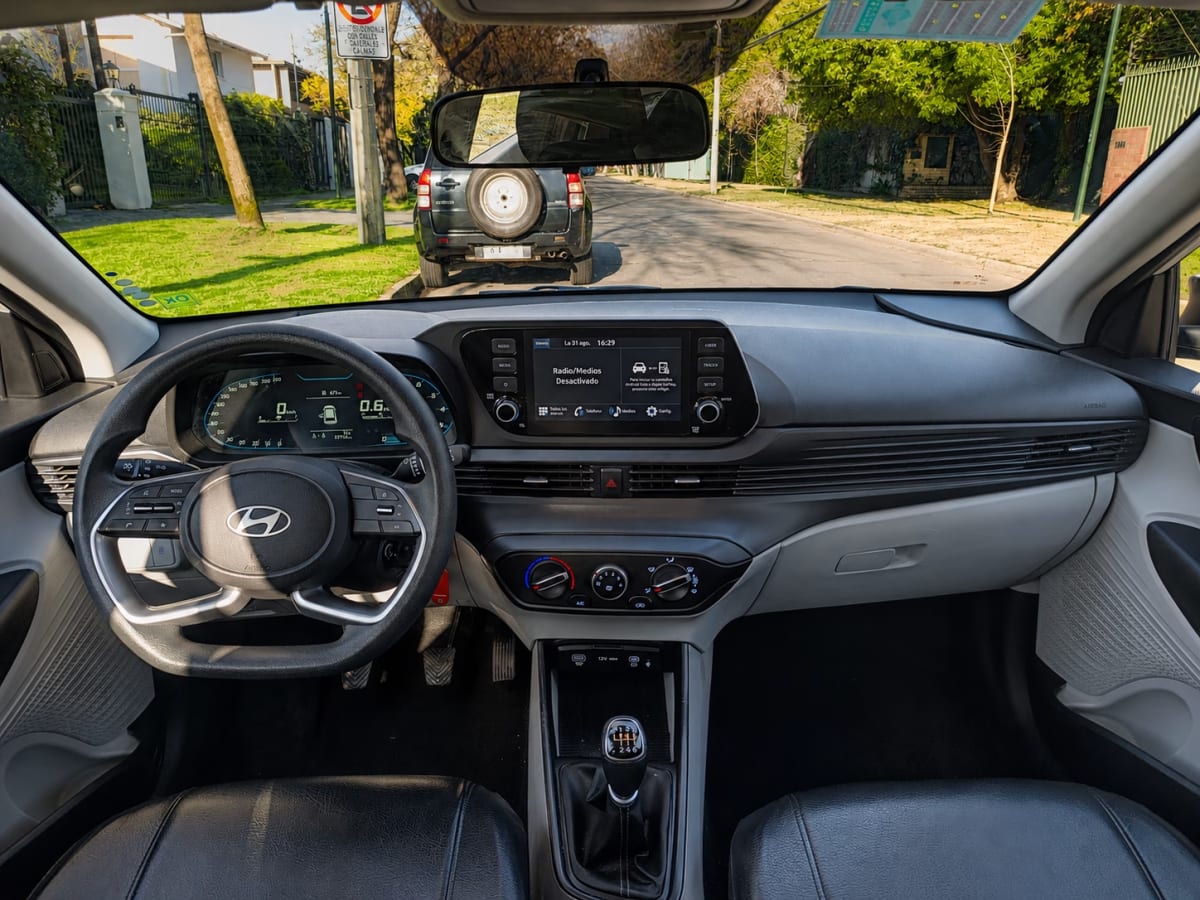 Hyundai I20 Plus Fl año 2025