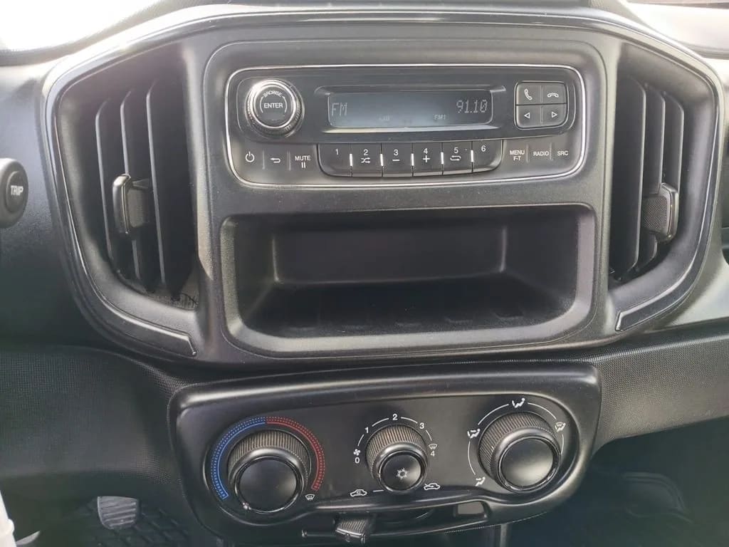 Ram 700 1.4 Slt 4x2 Cab. Sim. Mt 2p año 2021