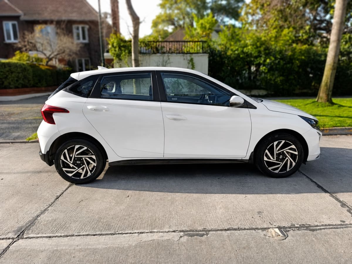 Hyundai I20 Plus Fl año 2025