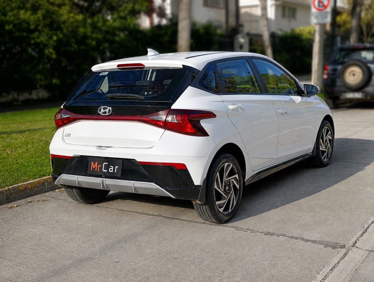 Hyundai I20 Plus Fl año 2025