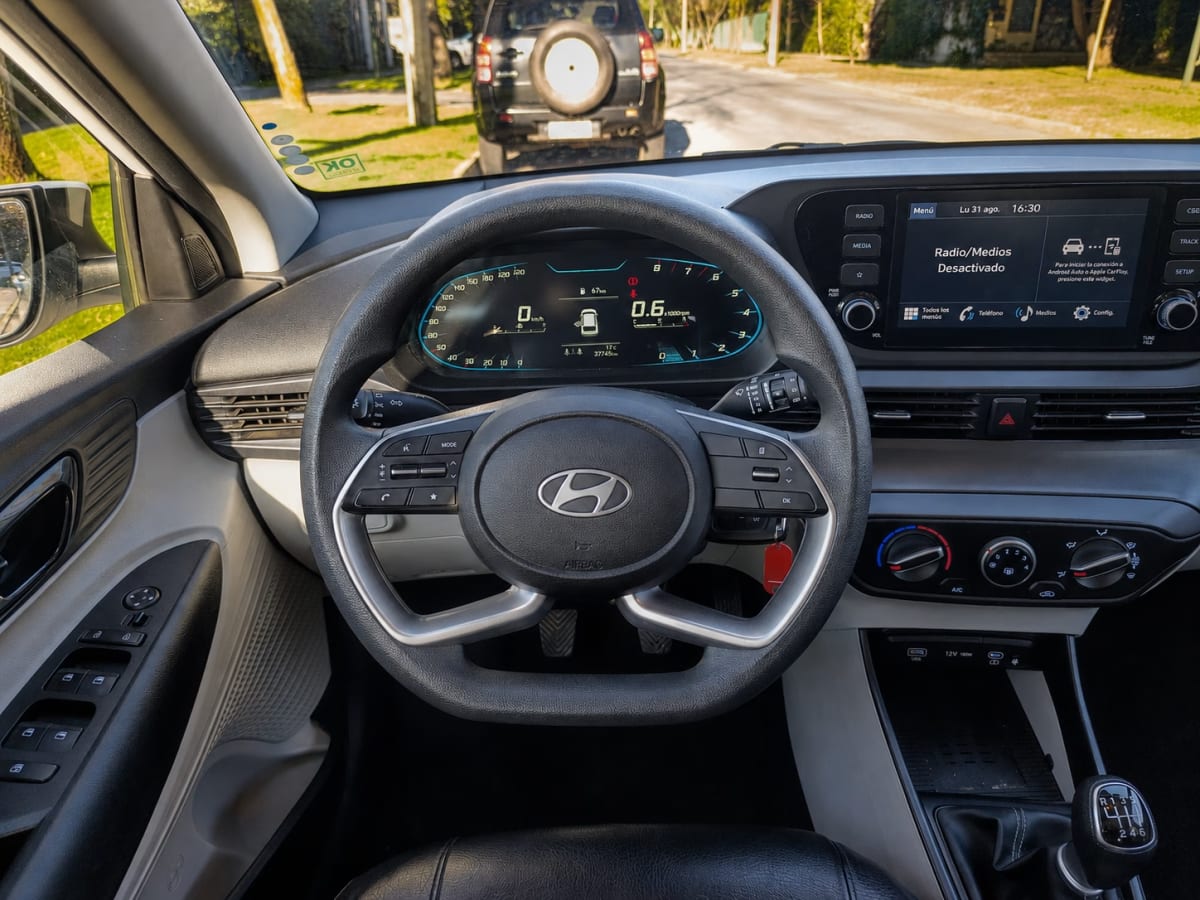 Hyundai I20 Plus Fl año 2025