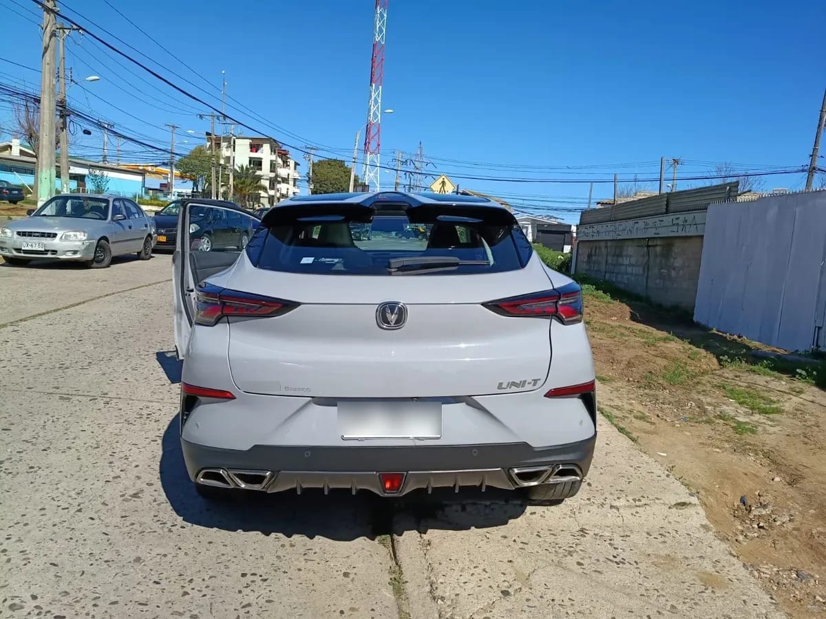 Changan UNI-T 1.5 Elite At año 2023