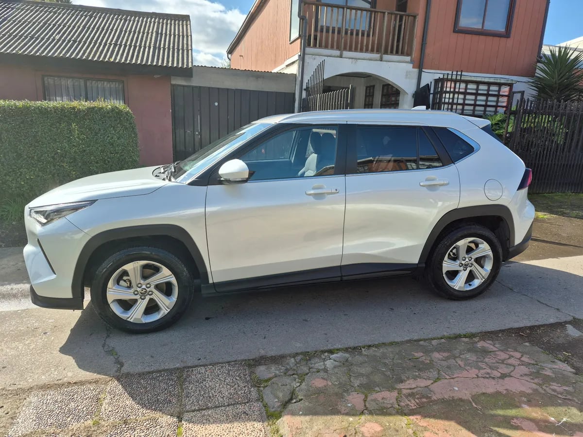Toyota Yaris Cross 1.5 Xi Mt año 2025