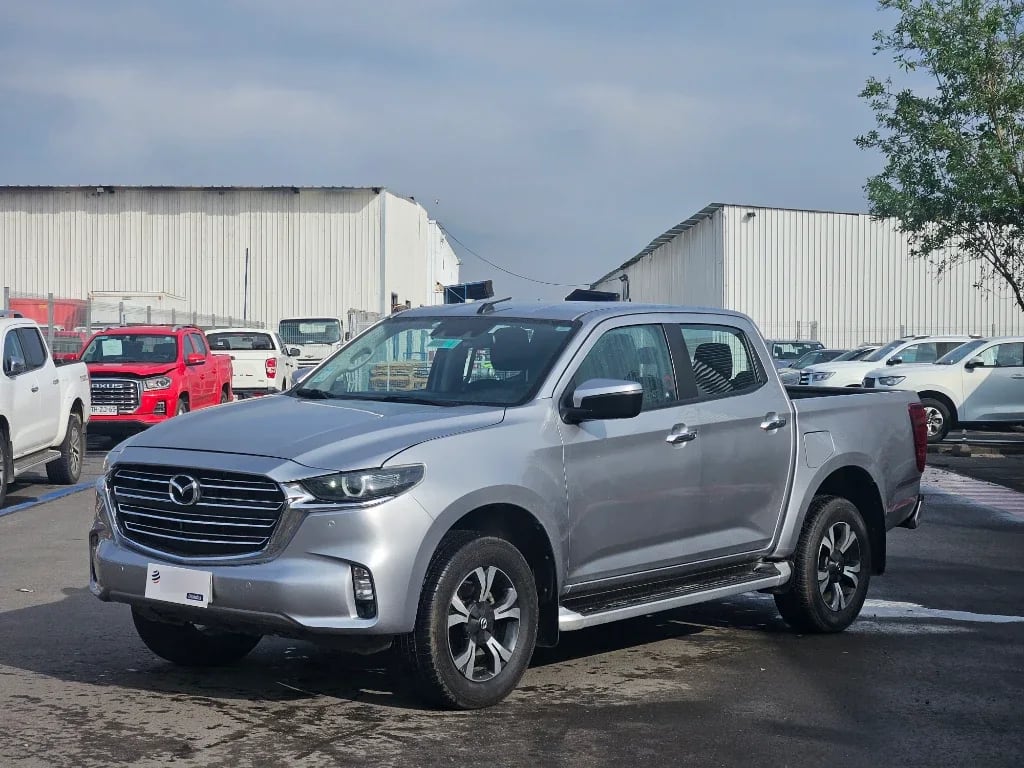 Mazda Bt-50 High 4x4 6at año 2025