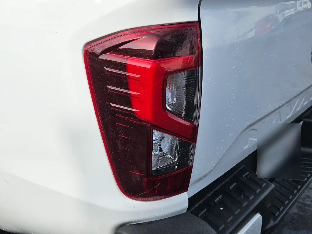 Nissan Navara Dc 4x4 2.3tdi Xe año 2023