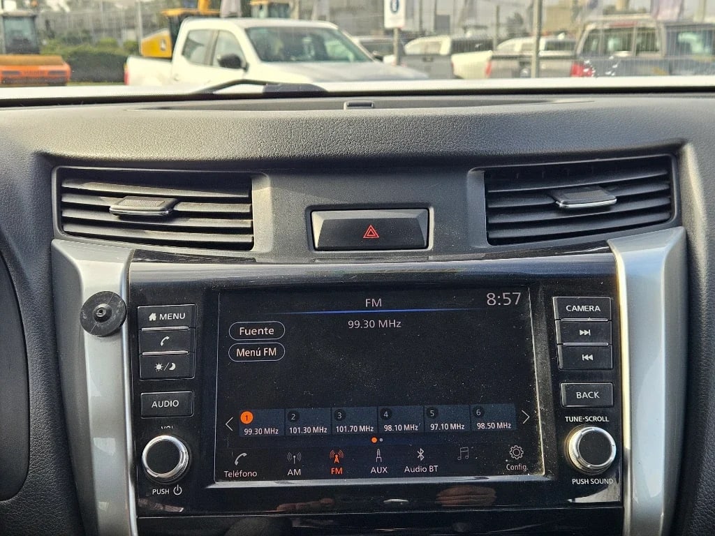 Nissan Navara Dc 4x4 2.3tdi Xe año 2023