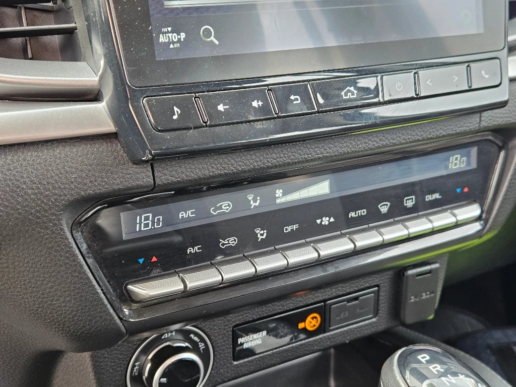Mazda Bt-50 High 4x4 6at año 2025