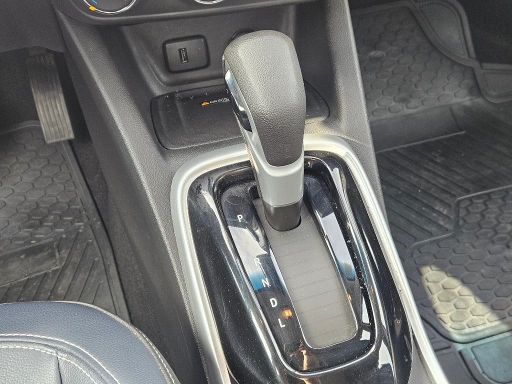 Chevrolet Tracker 1.2t Premier At P2 Onstar año 2024