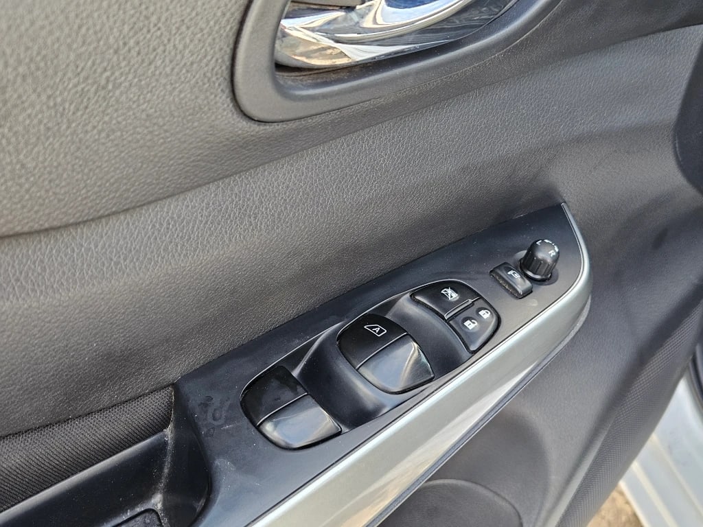 Nissan Navara Dc 4x4 2.3tdi Xe año 2023