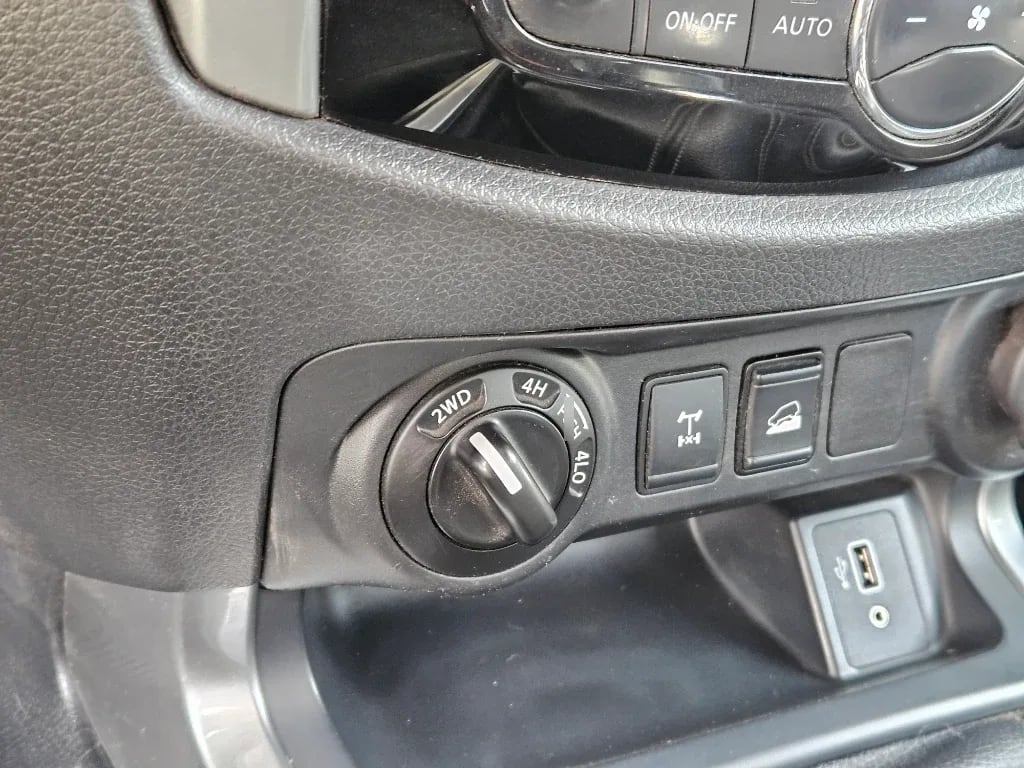 Nissan Navara Dc 4x4 2.3tdi Xe año 2023