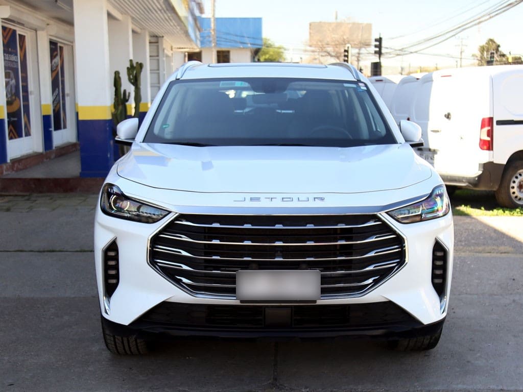 Jetour X70 Plus 1.5t Plus 4x2 At 5p año 2024