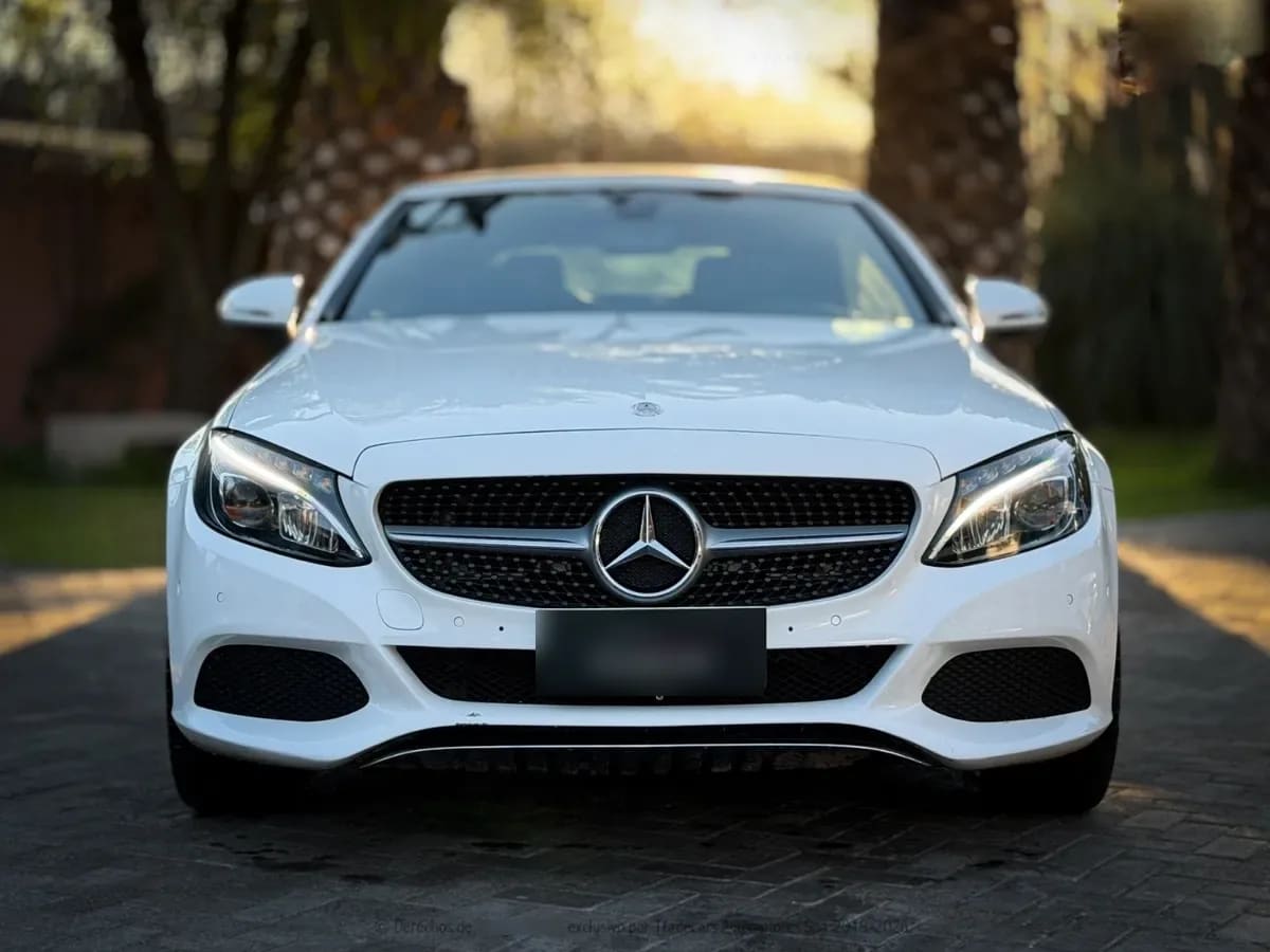 MERCEDES BENZ C200 2.0 Cabriolet At año 2017