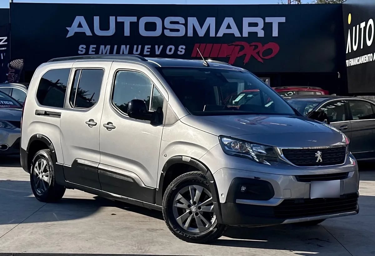 PEUGEOT RIFTER 1.5 Allure Pack Puretech 130 At año 2024
