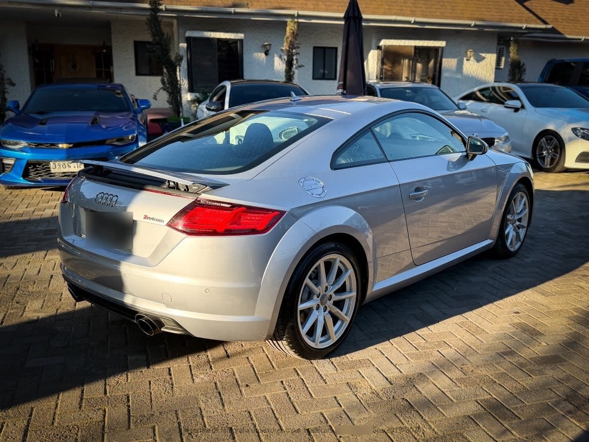 AUDI TT 2.0 Tfsi Coupe 230 Stronic At año 2016