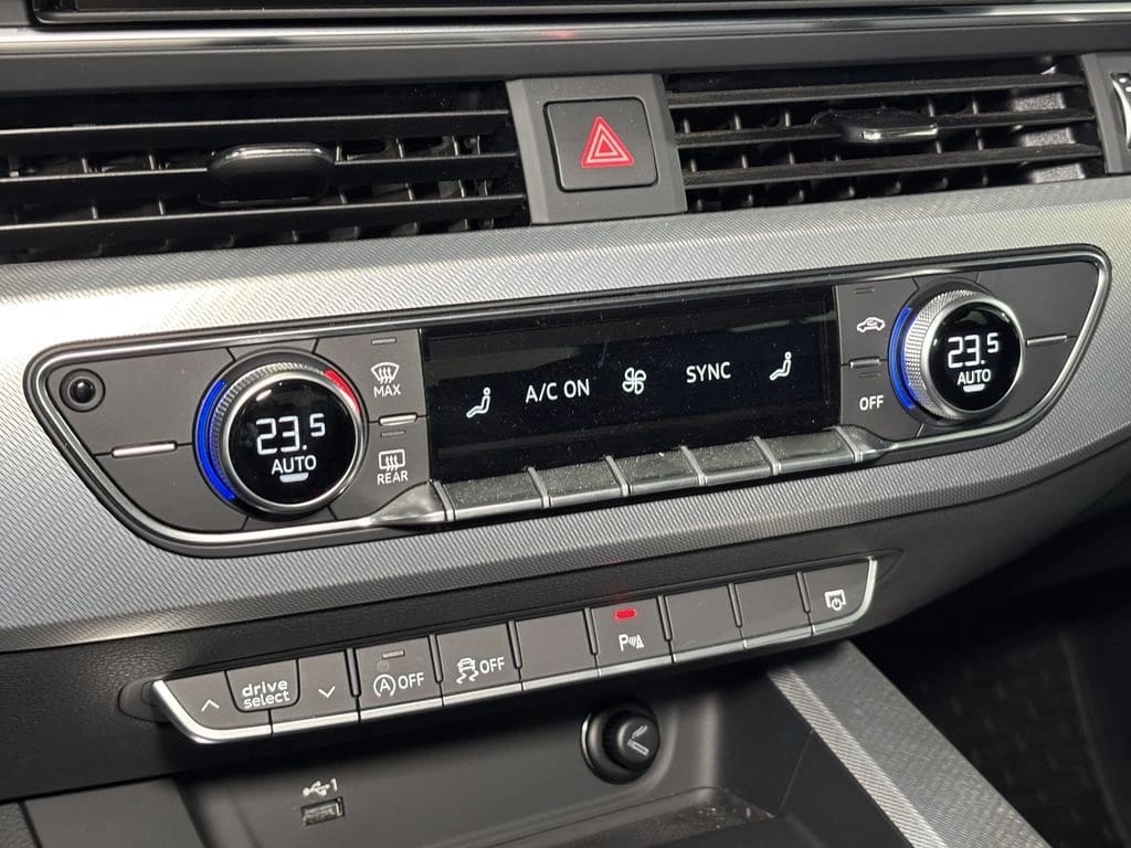 Audi A4 35 Tfsi Sport año 2023