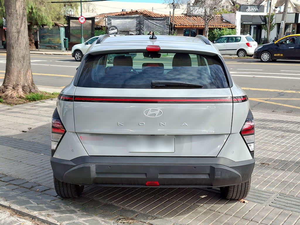 Hyundai Kona Sx2 Mpi 2.0 Aut año 2025