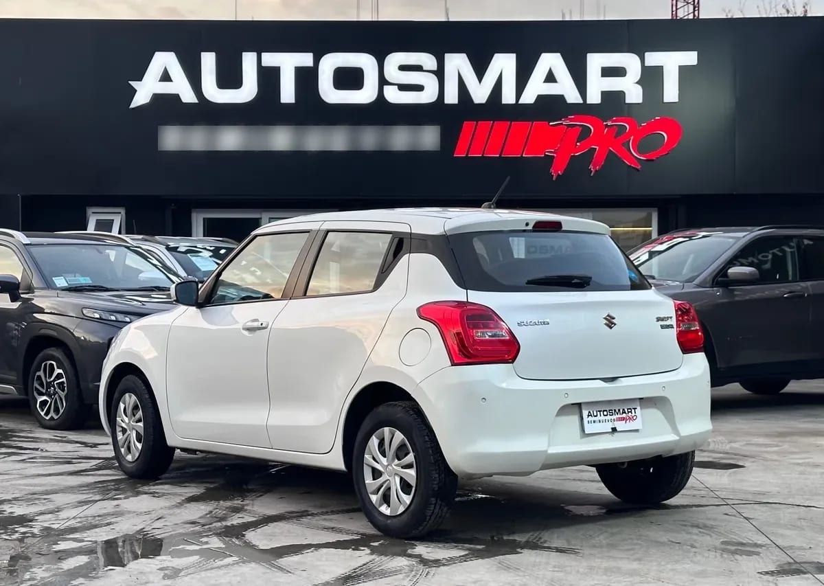 SUZUKI SWIFT 1.2 Sport Amt Gl Mt año 2023